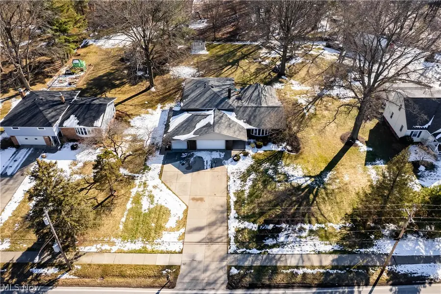 28365 Bassett Road, Westlake, OH 44145 - #2