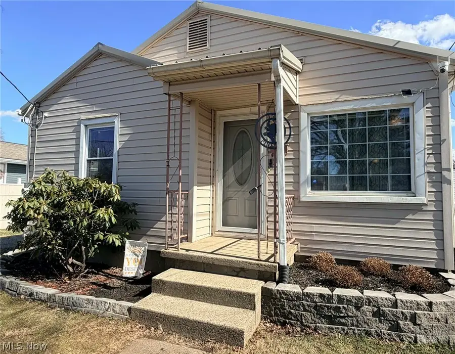 1512 Pine Street, Zanesville, OH 43701 - #2