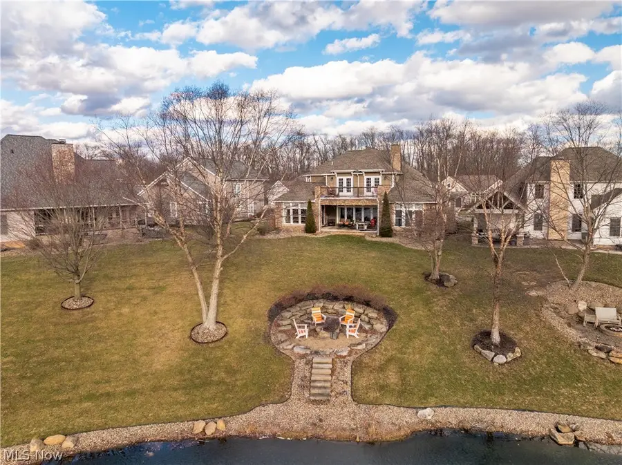 1124 Laurel Green Ne Drive, North Canton, OH 44720 - #3