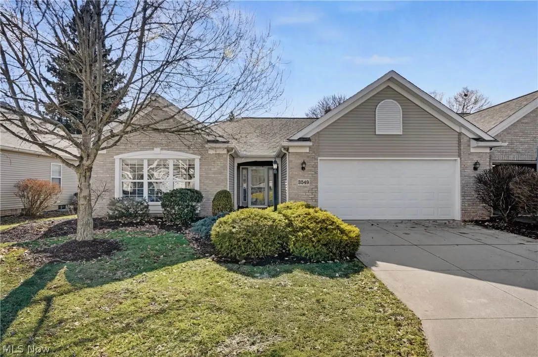 3549 Elmhurst Circle, Uniontown, OH 44685 - #1