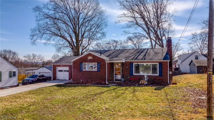 1410 Colonial Ne Boulevard, Canton, OH 44714 - #2