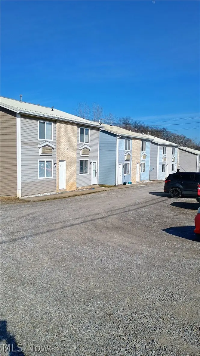 3215 Moxadarla Drive, Zanesville, OH 43701 - #1