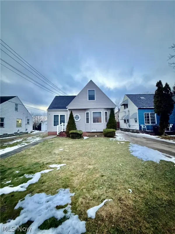 5212 E 105 Street, Garfield Heights, OH 44125