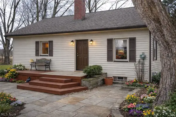 27397 Cook Road, Olmsted Twp, OH 44138