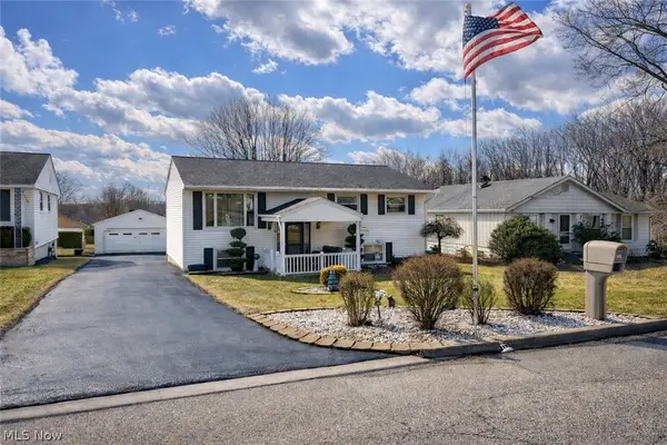 780 Pinetree Circle, East Palestine, OH 44413