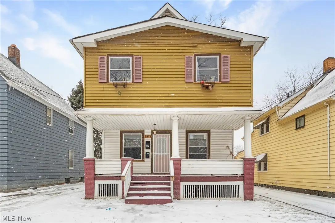 3978 E 55th Street, Newburgh Heights, OH 44105 - #1