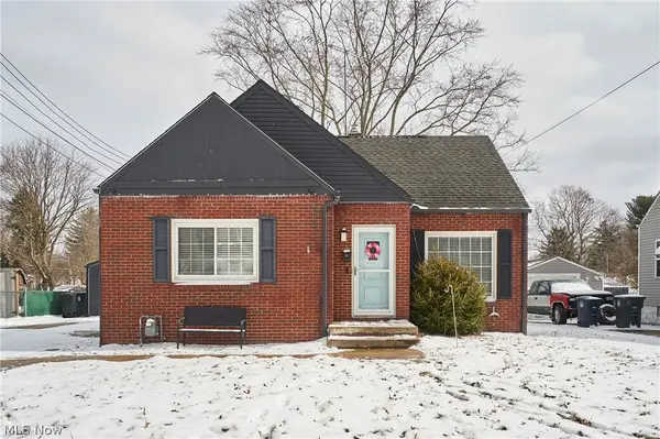 601 Cora Avenue, Akron, OH 44312