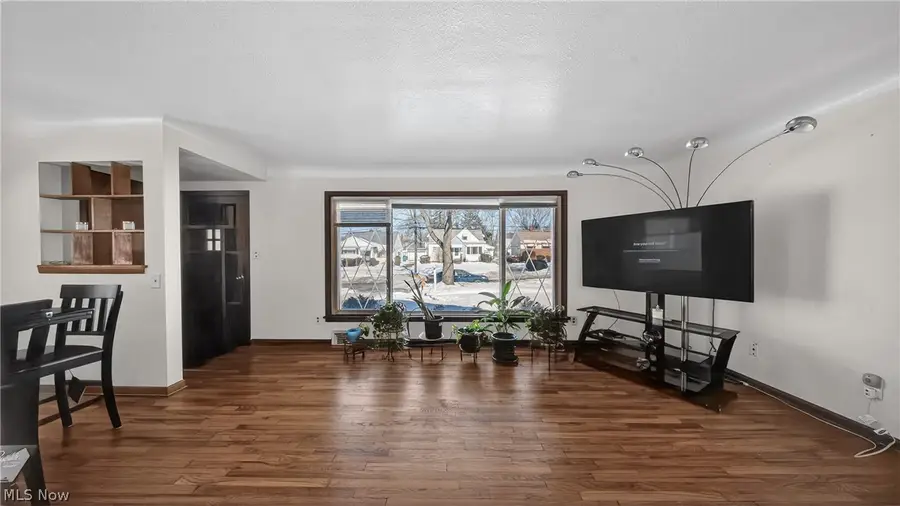 20648 Donny Brook Road, Maple Heights, OH 44137 - #2