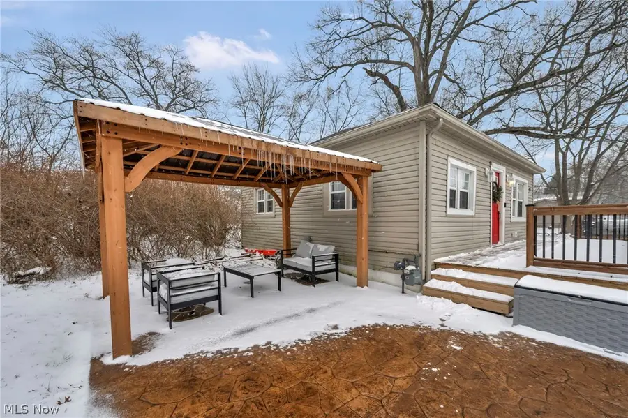 99 Meadowridge Road, Mogadore, OH 44260 - #3