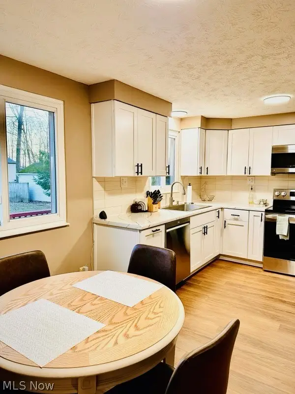 7666 Micawber, Warren, OH 44484 - #3