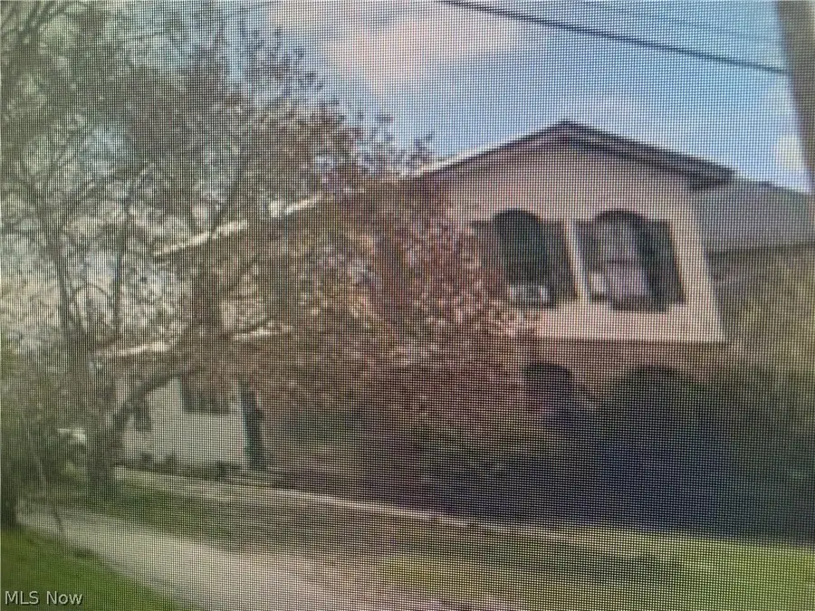 1226 Ridge Avenue, Zanesville, OH 43701 - #2