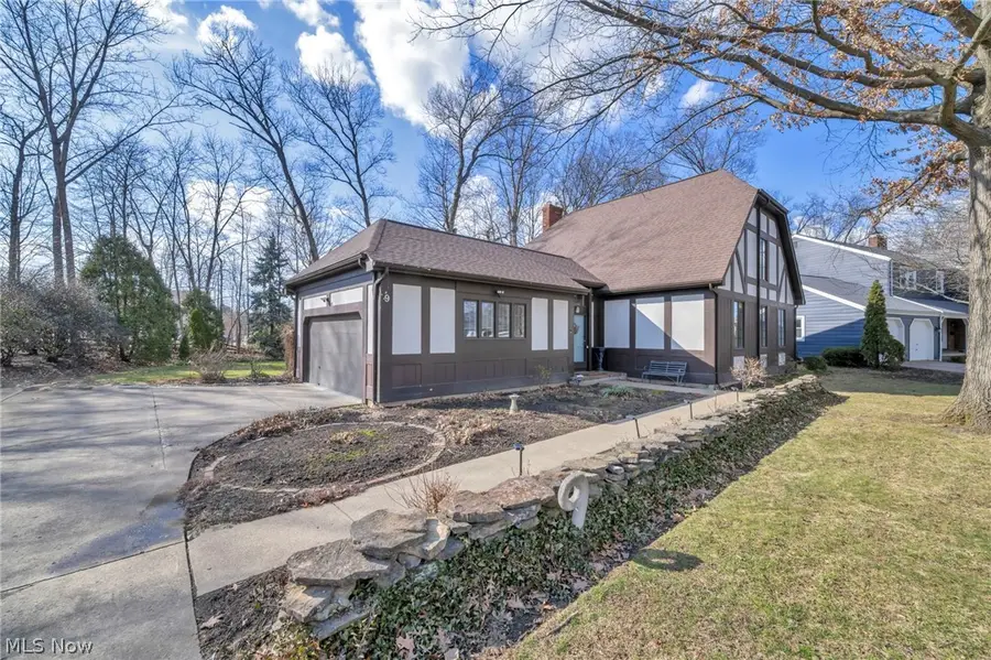 9 Westfield Lane, Rocky River, OH 44116 - #3