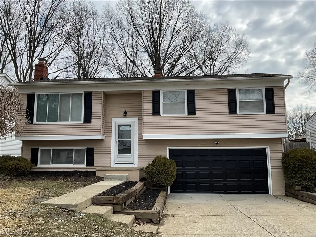 541 Howells Court, Eastlake, OH 44095 - #1