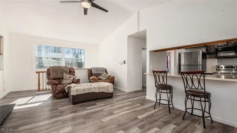 8010 Lakeview Drive, Nashport, OH 43830 - #3