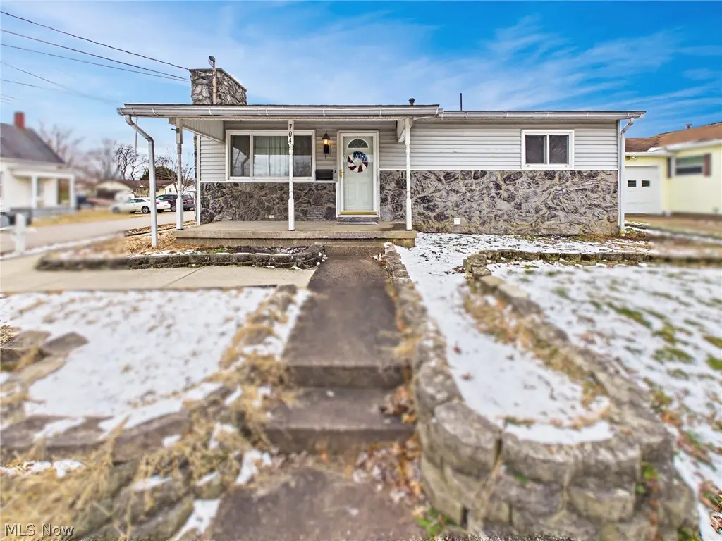 704 23rd Street, Vienna, WV 26105 - #1