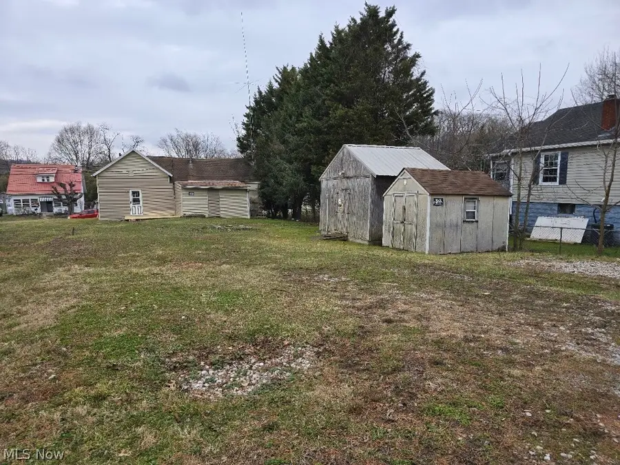 1008 Pike Street, Parkersburg, WV 26101 - #2