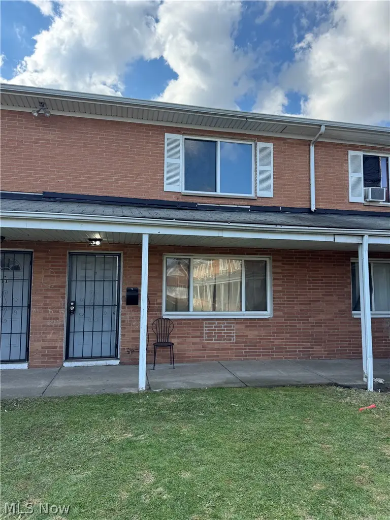 4878 Banbury Court #12, Warrensville Heights, OH 44128 - #1