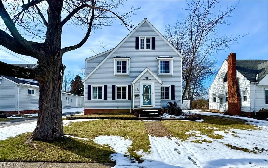 1524 Jaeger Drive, Lyndhurst, OH 44124 - #2