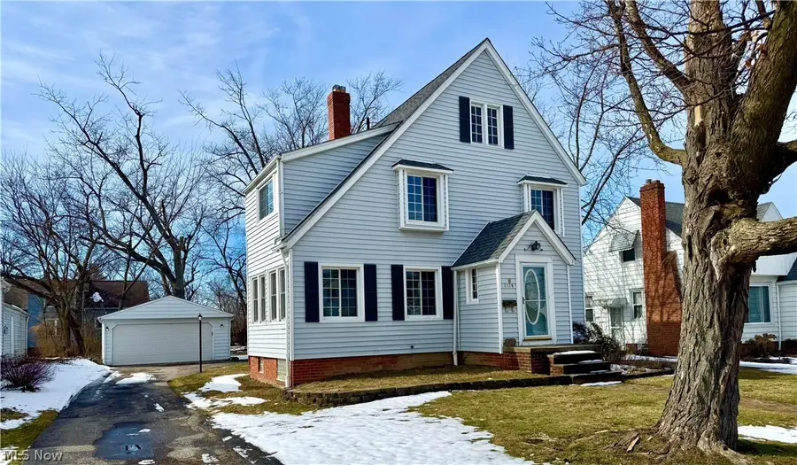 1524 Jaeger Drive, Lyndhurst, OH 44124 - #3