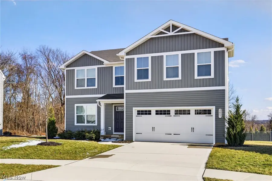 2457 Bishop Oval, Barberton, OH 44203 - #2