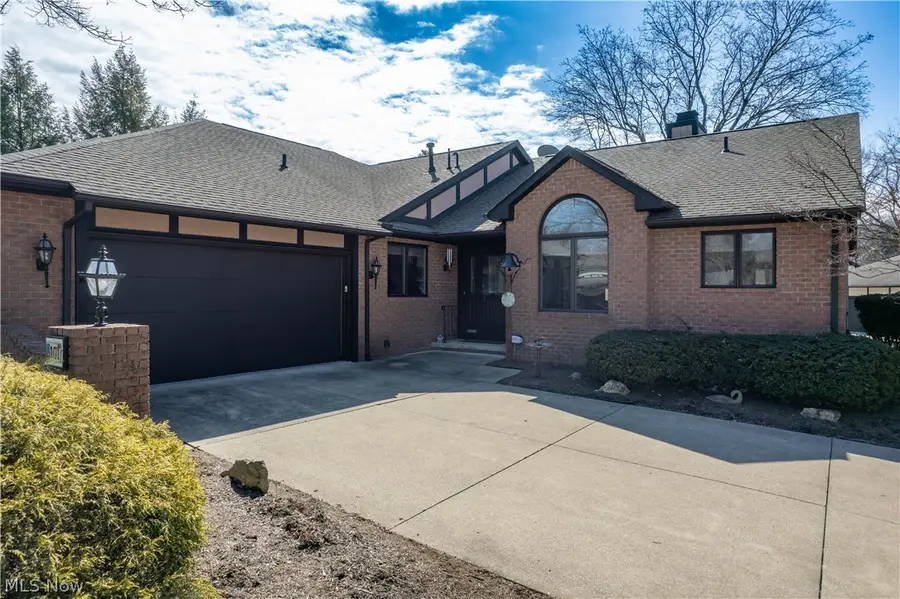 101 N Circle Drive, Canton, OH 44709 - #2