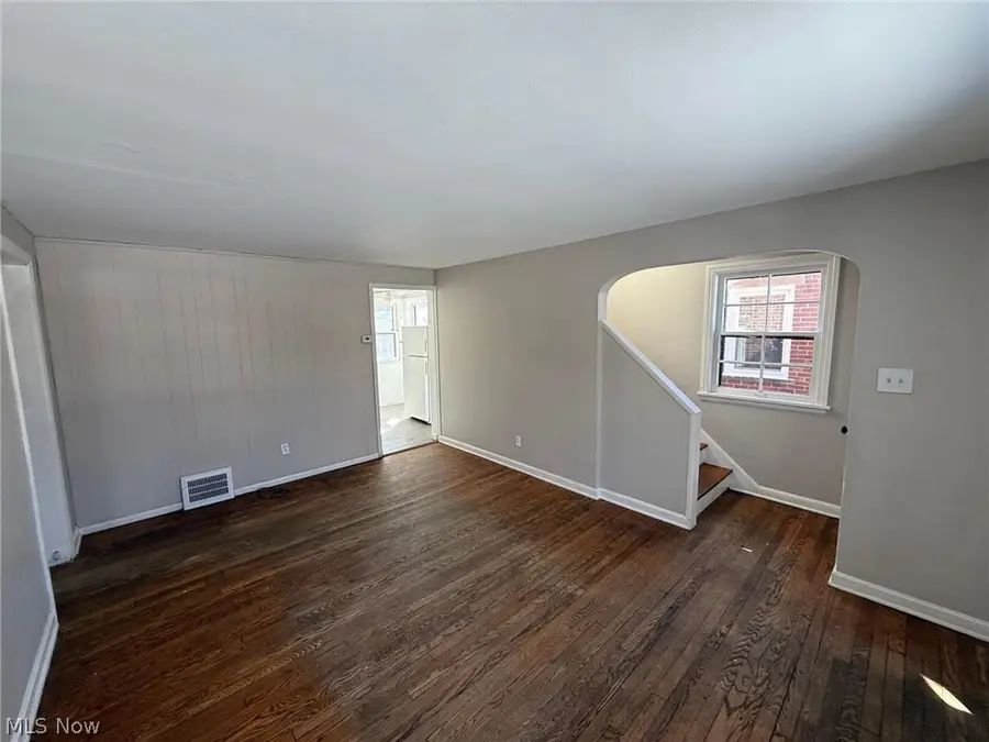 5713 South Boulevard, Maple Heights, OH 44137 - #3