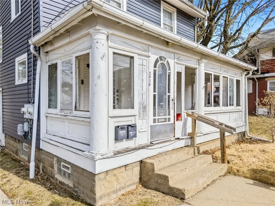 2811 5th Nw Street, Canton, OH 44708 - #2