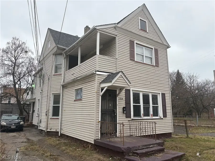 1214 E 74th Street, Cleveland, OH 44103 - #2