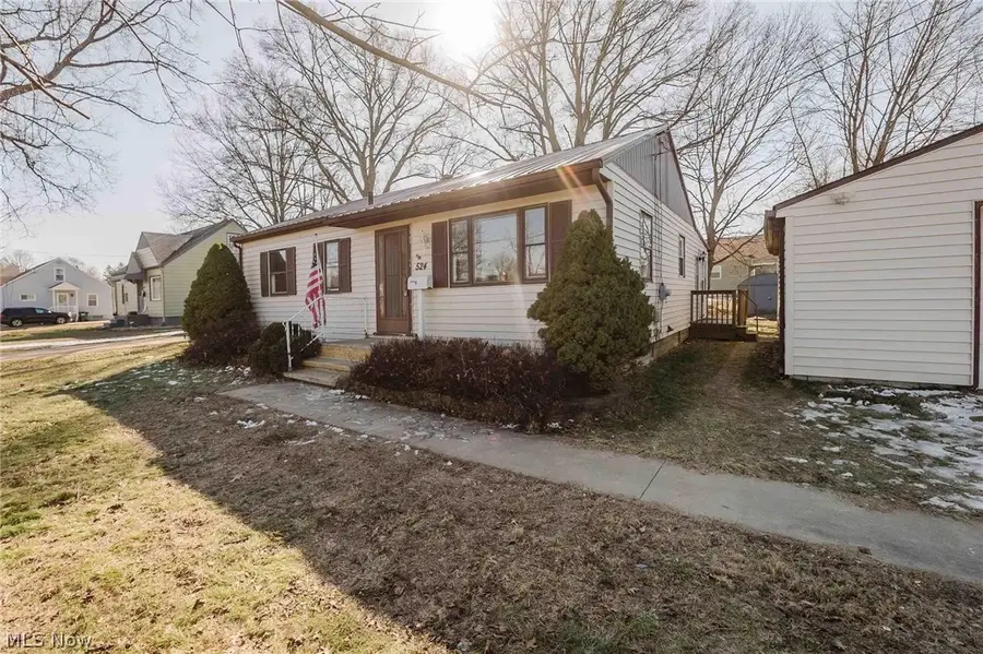 524 Jefferson Avenue, Barberton, OH 44203 - #3