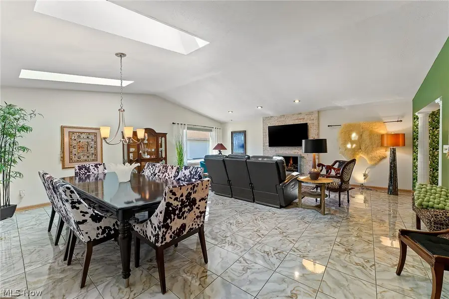 930 Pearson Circle, Boardman, OH 44512 - #3