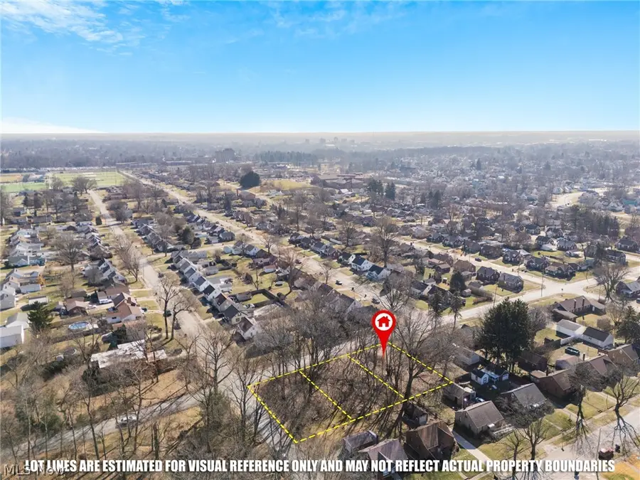 Lakeside Nw Avenue, Canton, OH 44708 - #3