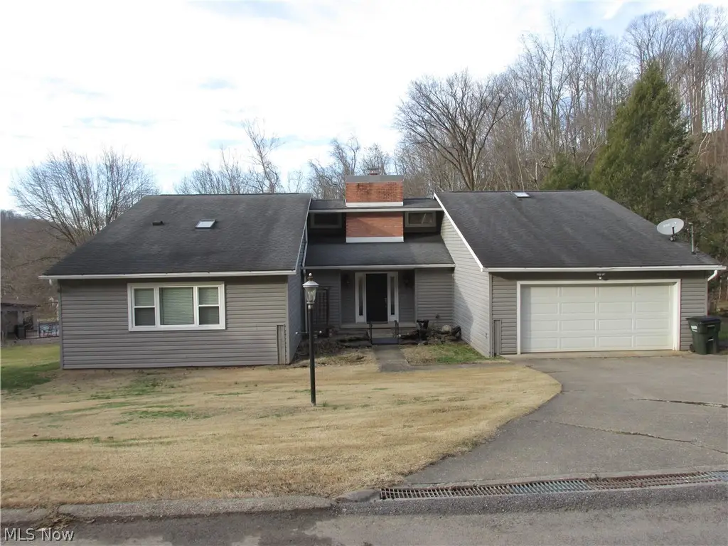 33 Mound Manor, Saint Marys, WV 26170 - #1