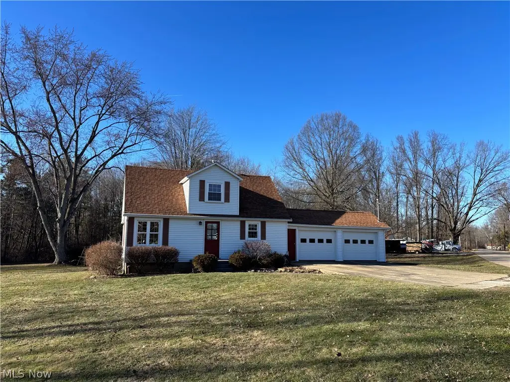 837 Walls Lake Ne Drive, Vienna, OH 44473 - #1