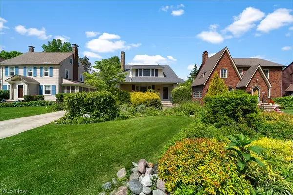 2476 Eaton Road, University Heights, OH 44118