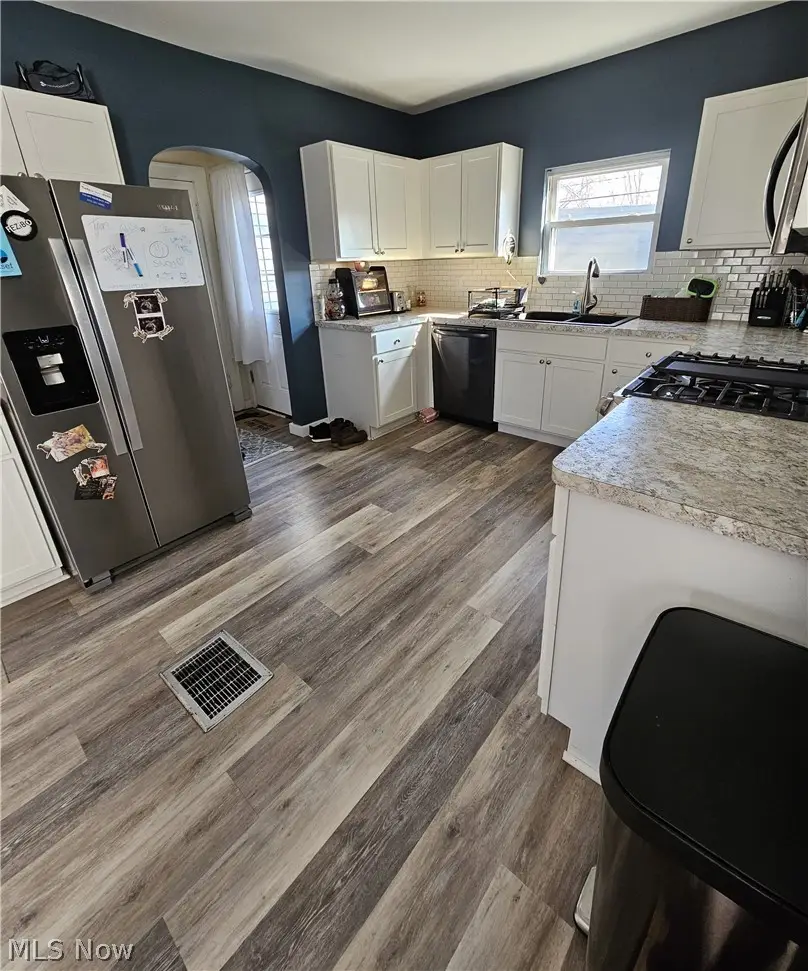 671 Moreley Avenue, Akron, OH 44320 - #3