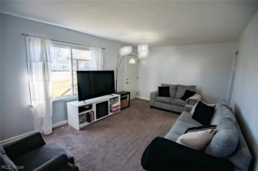 116 Dehoff Drive, Youngstown, OH 44515 - #3