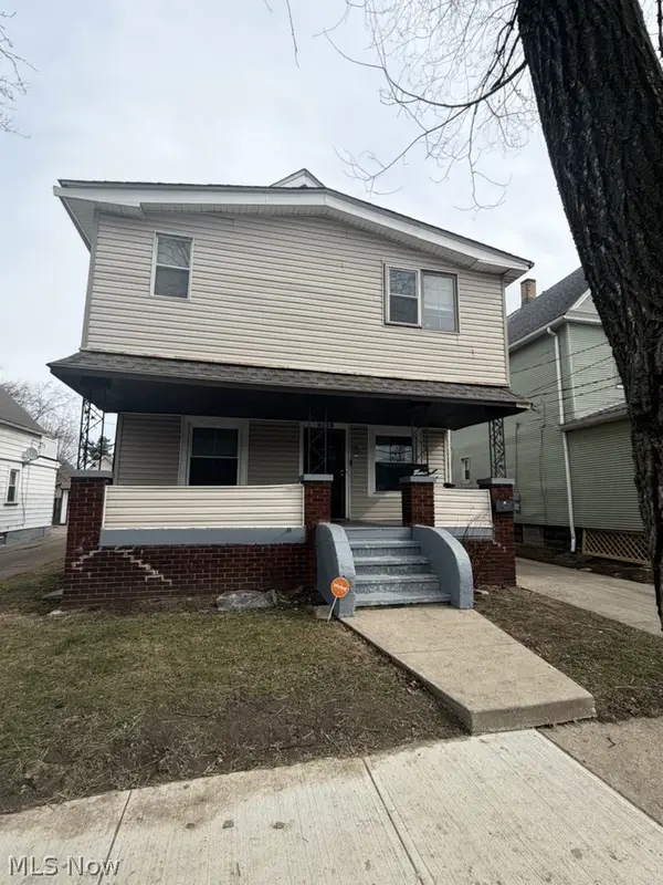 2179 W 106th Street, Cleveland, OH 44102