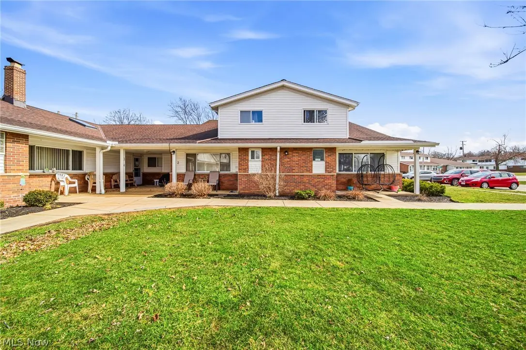 25520 Country Club Boulevard #4, North Olmsted, OH 44070 - #1