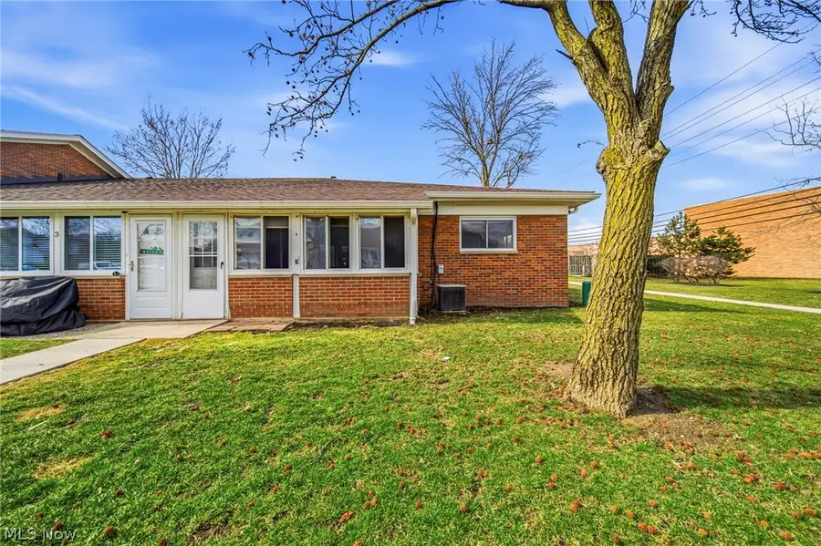 25520 Country Club Boulevard #4, North Olmsted, OH 44070 - #2