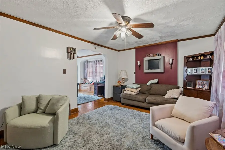 1101 Linden Avenue, Akron, OH 44310 - #2