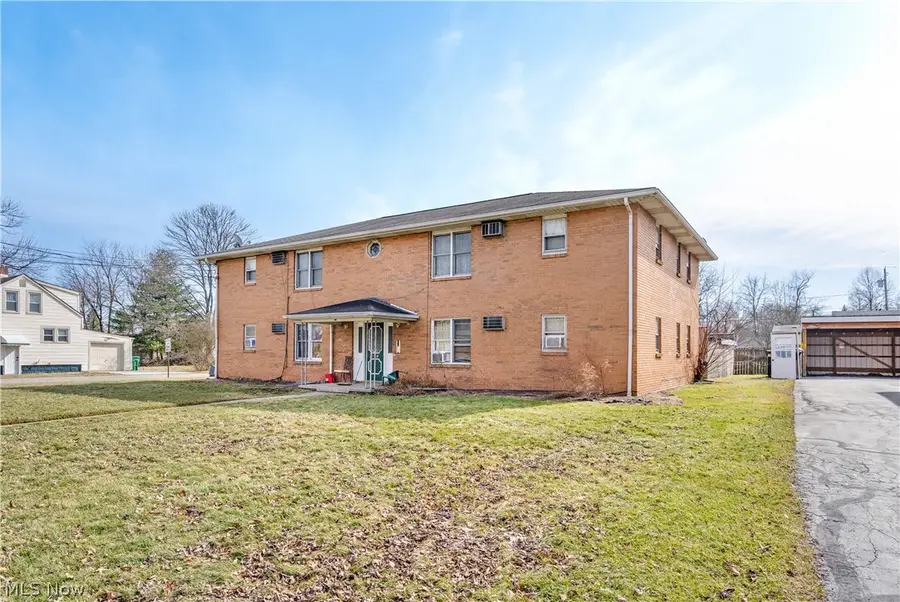 895 Cook Avenue, Youngstown, OH 44512 - #2