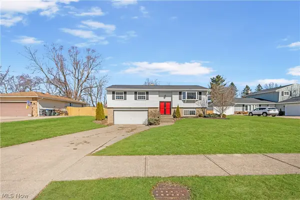 3701 Bramblewood Drive, Brunswick, OH 44212