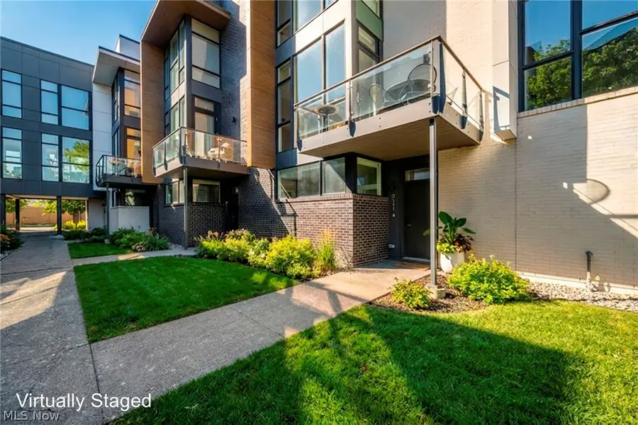 9541 Lake Avenue, Cleveland, OH 44102 - #2