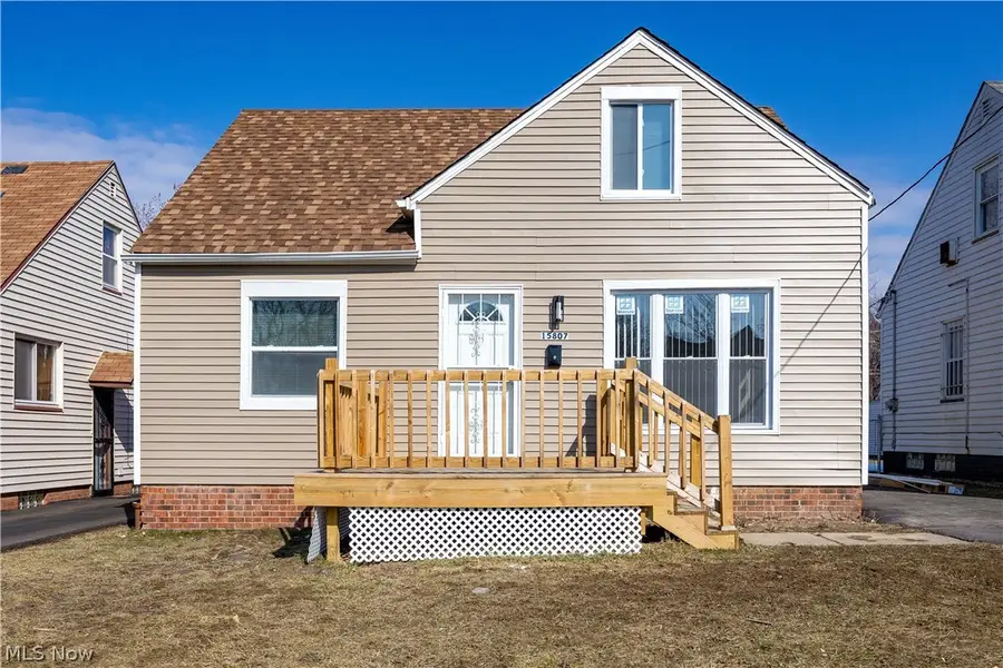 15807 Westview Avenue, Cleveland, OH 44128 - #2