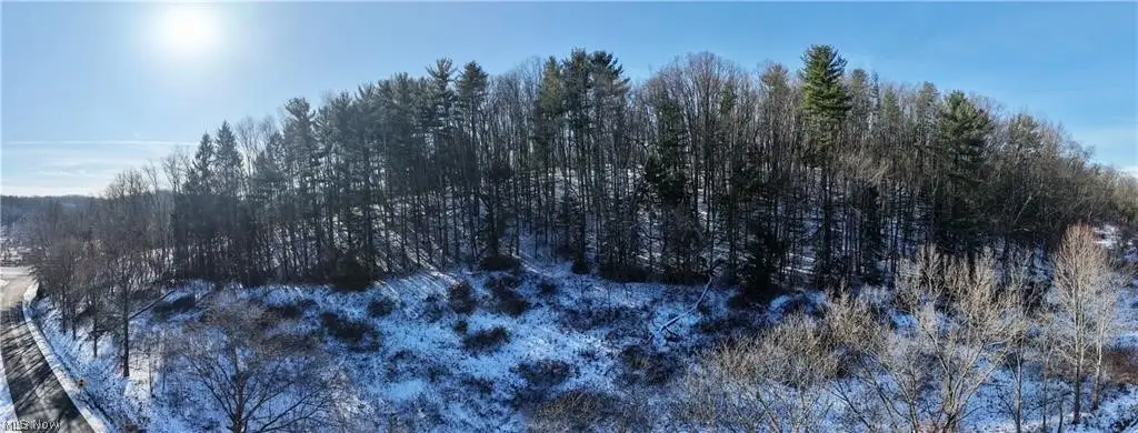 Indian Hill Se Road, Uhrichsville, OH 44683 - #1