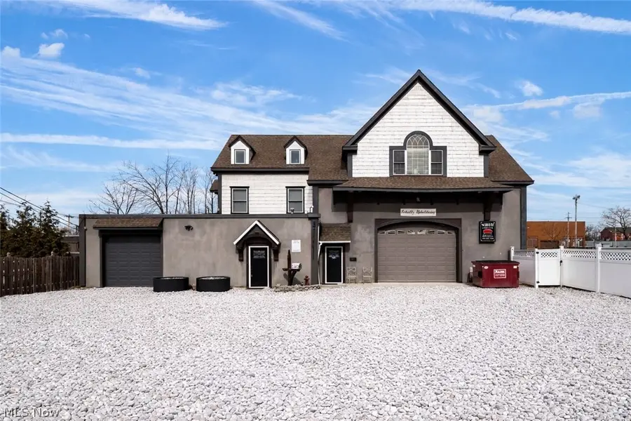 37931 Vine Street, Willoughby Hills, OH 44094 - #2