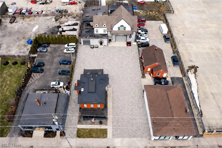 37931 Vine Street, Willoughby Hills, OH 44094 - #3