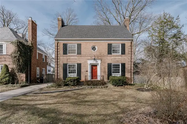 19419 Scottsdale Boulevard, Shaker Heights, OH 44122