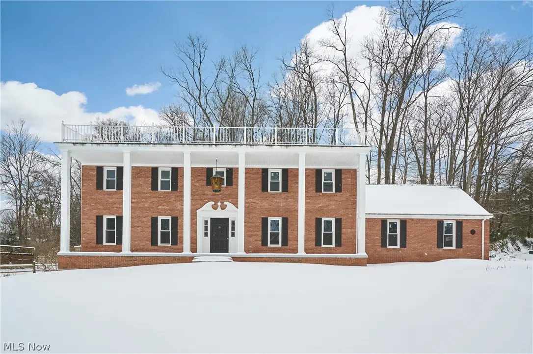 8712 Bradford Lane, Brecksville, OH 44141 - #1