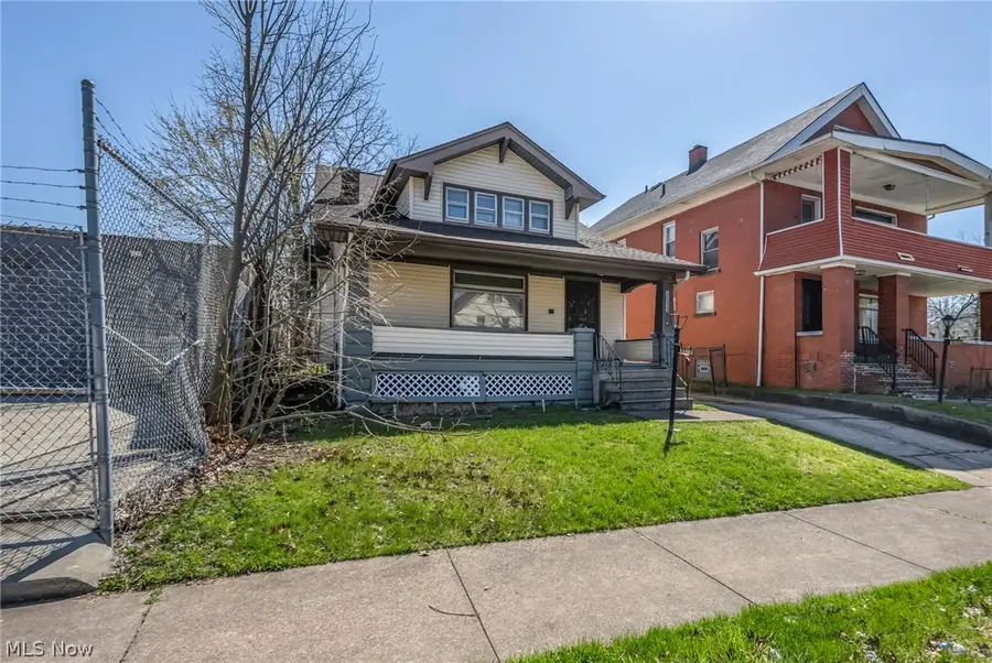 3513 E 110th Street, Cleveland, OH 44105 - #3